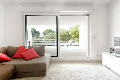 Image de Bel appartement spacieux et moderne avec une grande terrasse classé 4 étoiles