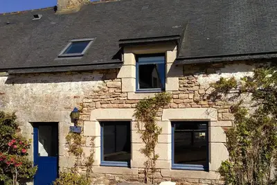 Image de Gîte de caractère, en bord de mer, Golfe du Morbihan, plage 150m, Vannes 10mn
