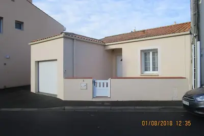 Image de Charmante Maison Centre Ville Les Sables D'Olonne avec Spa et garage