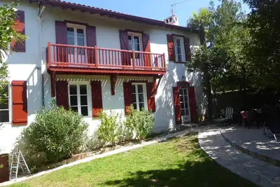 Image de Belle maison basque standing; Baie de Saint Jean de Luz plage à pied 4 mn réel