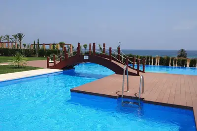 Nouvel appartement en face de la piscine à Mar de Pulpi, à 50 mètres de la plage