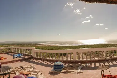 Image de Maison avec vue extraordinaire sur l'océan