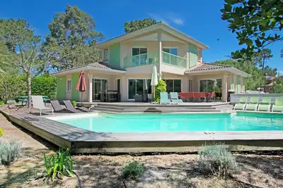 Image de Villa de charme Bassin-Océan - 12p – Piscine 28°C - Climatisée - Cheminée