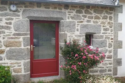 Image de Longère traditionnelle bretonne tout confort avec jardin, poêle à bois et sauna