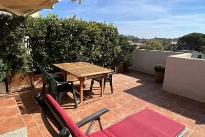 Image de Saint Tropez centre vue mer avec toit terrasse