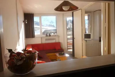 Image de 2 pièces 4 personnes aux Fontaines Blanches, idéalement placé!