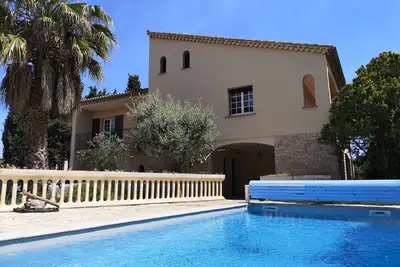 Image de Bastide «villa cannelle» Agde - centre ville