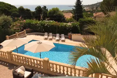 Image de Quiet 7-Room Air-Conditioned Villa With Pool Sea View La Nartelle Beach