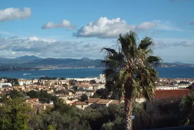 Image de La Ciotat T3 confortable, spacieux, vue mer panoramique, (meublé de tourisme 3***)