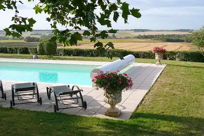 Image de Gîte de Charme en Touraine + Piscine chauffée avec Vue! Pleine Nature! 5 pers.