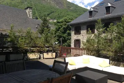 Image de Appartement de 120m²  St-Lary Village 8 à 12 personnes