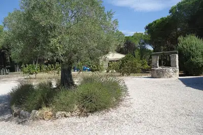 Image de Maison neuve tout confort, climatisée située dans pinède, piscine semi privative