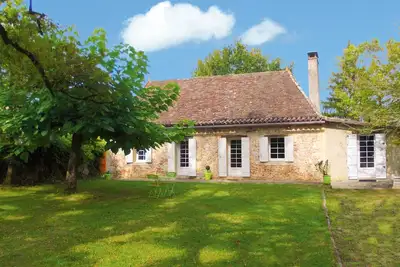 Image de Perigourdine avec piscine privée chauffée, Wifi 4g, entre Bergerac et St Emilion