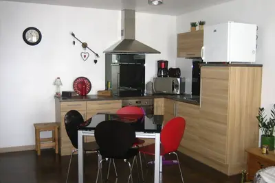 Image de Appartement neuf, tout confort, hyper centre ville, ascenseur et wifi