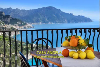 Image de Villa avec une vue magnifique sur la mer et la cote d' Amalfi-Parking