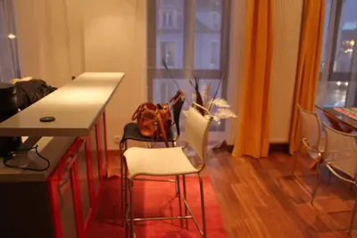 Image de Appartement lumineux. Plein centre ville. Wifi Famille \/amis\/ déplacement proff.