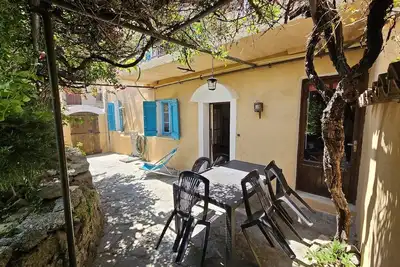 Image de Maison de charme dans village authentique de Balagne / 10 minutes plages