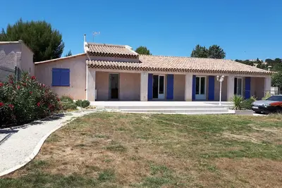 Image de Calme et confort en Provence, la mer à 20 mn, proche de Martigues et Marseille
