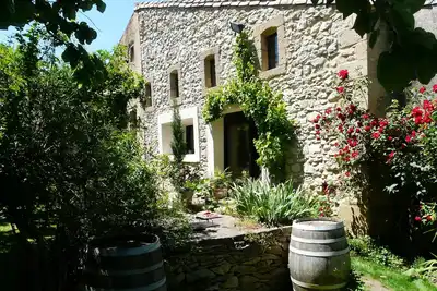 Image de Rendez-vous détente & bonheur à côté du Pont du Gard, jusqu'à 10 personnes