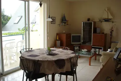 Image de Appartement  2 chambres à 2 pas des commerces, du port et de la plage