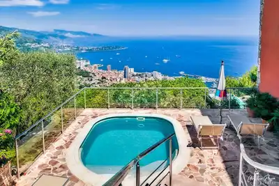Image de Villa Avec Vue Panoramique Sur Monaco Et L'Italie Pour 4 Personnes