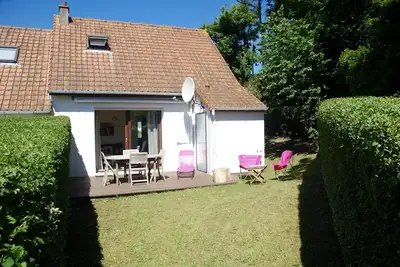 Image de Maison Jardin 2 chambres au calme à 2 pas du centre et plage.