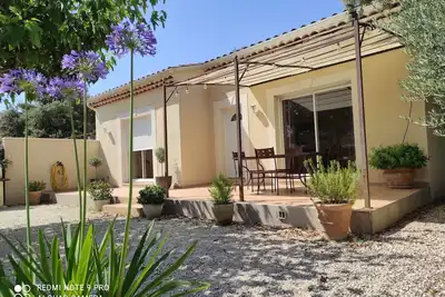 Image de villa castelnovine au cœur de la Provence entre le Luberon et Avignon