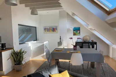 Image de Confortable et spacieux appartement contemporain proche de l'océan