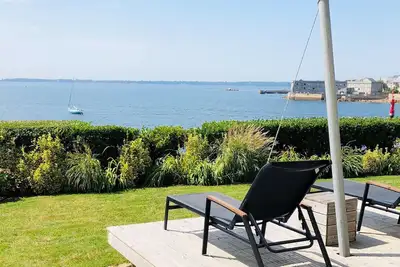 Image de Appartement Vue Mer Panoramique  180 Jardin- Accès direct mer