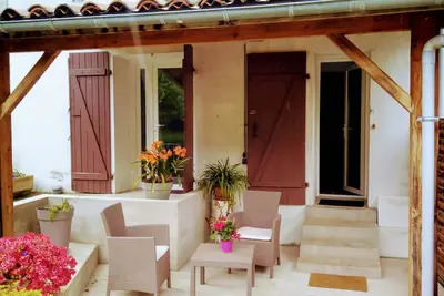 Image de Mercus - Garrabet au centre du village Appartement 49 m², 2 personnes.