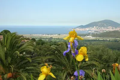 Image de Studio superbe vue mer avec jardin, rdc villa neuve à la campagne
