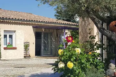Image de Gîte 4 *, avec piscine chauffée, sauna, espace fitness, pergola, sud Ardèche
