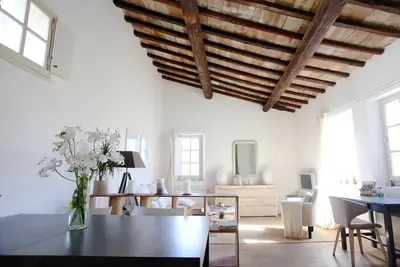 Image de Superbe appartement centre historique Uzès (avec climatisation)
