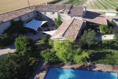 Image de Le Mas du Pas - Grand mas provençal, 16 pers, piscine chauffée, calme et détente