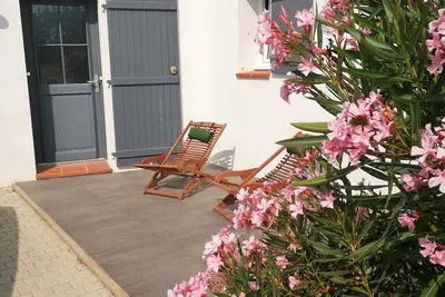 Image de Maison récente à proximité des plages et en bordure de la forêt domaniale