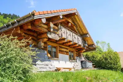 Image de Chalet de luxe en rondins, avec jacuzzi, sauna, billard, La Bresse
