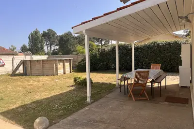 Image de maison à louer à 5mn en vélo du centre-ville et de la plage