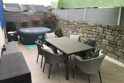 Image de maison de bord de mer, tout confort, à 2 pas plage et de la côte. ⭐️⭐️⭐️⭐️