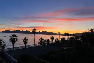 Image de Superbe 3 pièces, front de mer, plage, superbe vue mer, proche centre ville