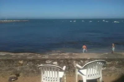 Image de Maison Sur La Mer Les Pieds Dans L'Eau