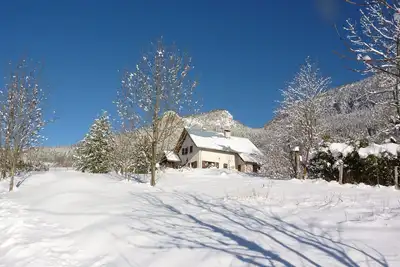 Image de Gîte du Bruyant Hameau des Girauds