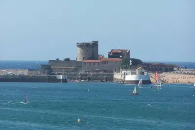 Image de St Jean De Luz Ciboure - T3 - Plages et centre Ă Pied - Parking Prive - Wifi