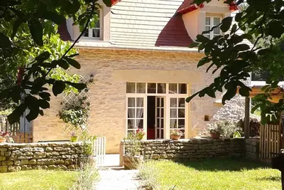 Image de Renovated barn with swimming pool in the heart of the Causses du Quercy nature park