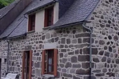 Image de Maison auvergnate traditionnelle restaurée grand confort calme cadre exceptionn
