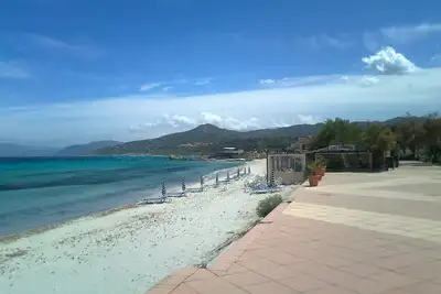 Image de Appartement 2/4 pers à L'Ile Rousse avec très belle vue mer, clim et terrasse