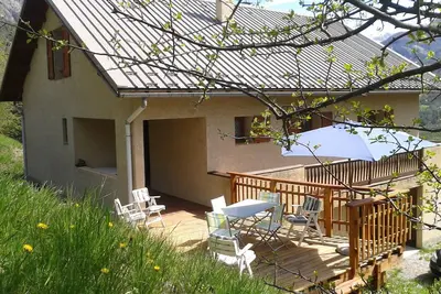 Chalet Villars Colmars Haut Verdon A. H. P. 04 capacité 8 à13 pers. très spacieux