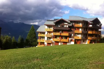 Image de 8-person duplex apartment at in the heart of the mountains