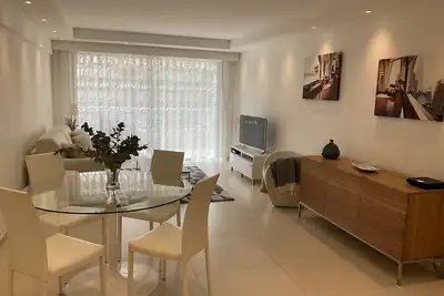 Image de Spacious 2 room apartment - Carré d'Or - South terrace 150 meters from the Croisette -