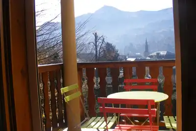 Image de Appartement très calme, vue sur les pistes, à 2 pas du centre de Saint Gervais