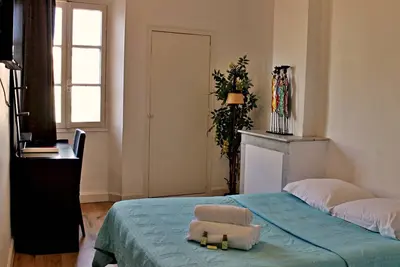 Image de Sunny 1 bedroom Street Commandant André